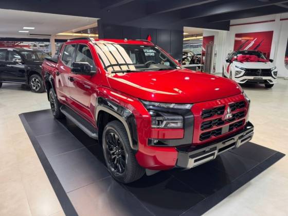 MITSUBISHI TRITON 2.4 BITURBO DIESEL CD KATANA 4X4 AUTOMÁTICO MITSUBISHI TRITON 2.4 BITURBO DIESEL CD KATANA 4X4 AUTOMÁTICO